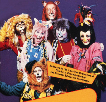 group pic of zoobilee zoo characters